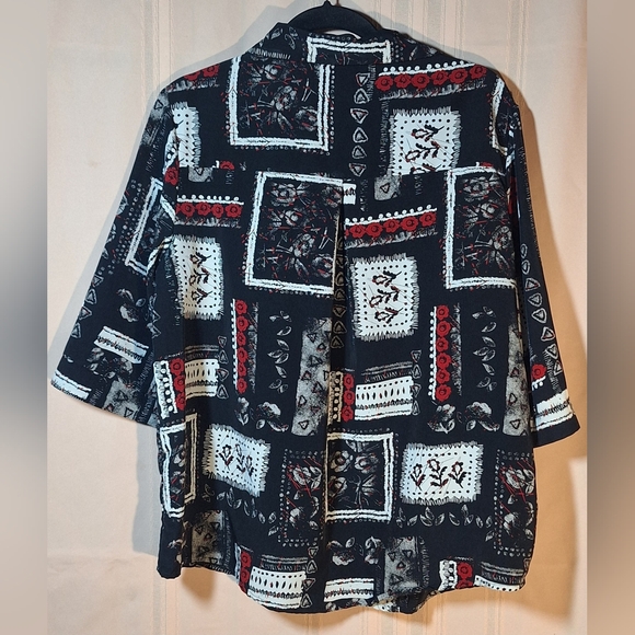Abstract Patterned Button-Up Shirt - Picture 2 of 2
